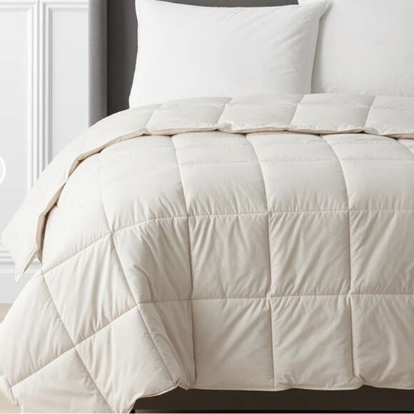 The Company Store All Seasons Wool Comforter in Gorgeous Natural. Twin Size. New - Picture 1 of 14